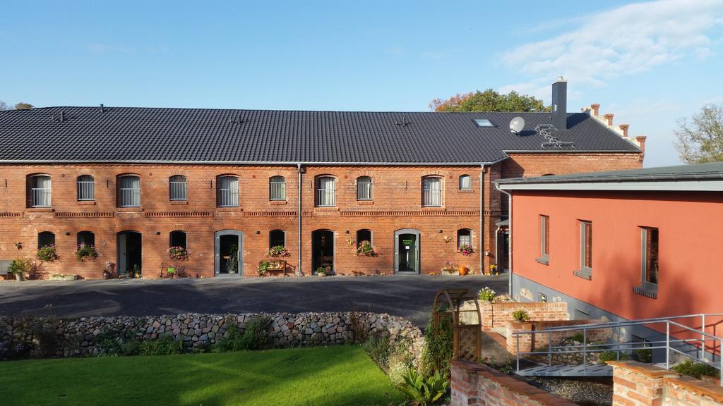 Pension Am Dorfanger Hohennauen Kültér fotó