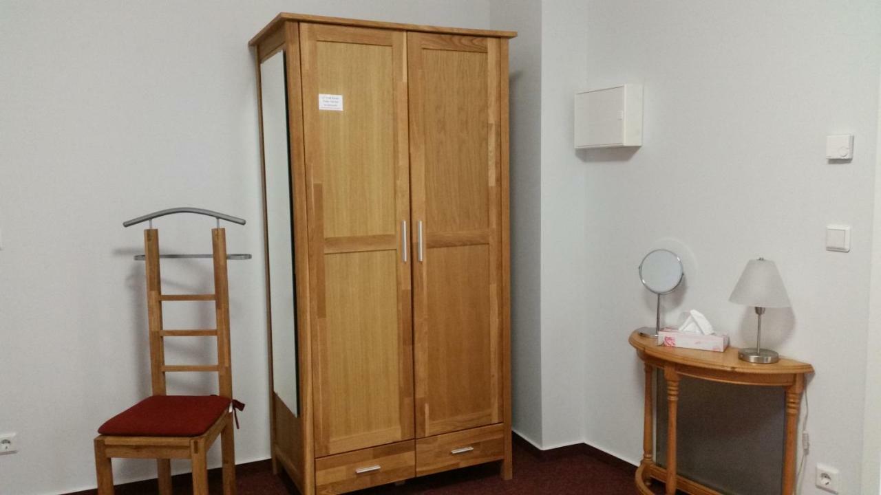 Pension Am Dorfanger Hohennauen Kültér fotó